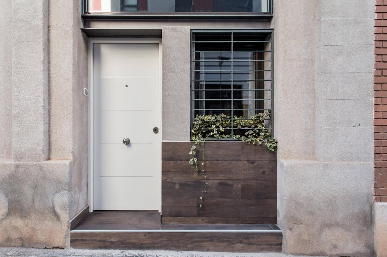 Stylish Apartment With Terrace For Couple Or Family Barcelona Exterior foto